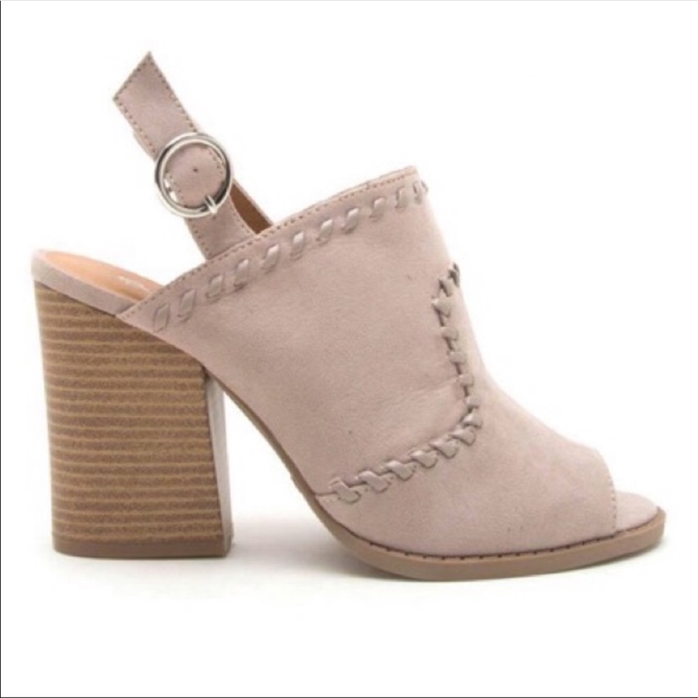 Chunky heel sandals